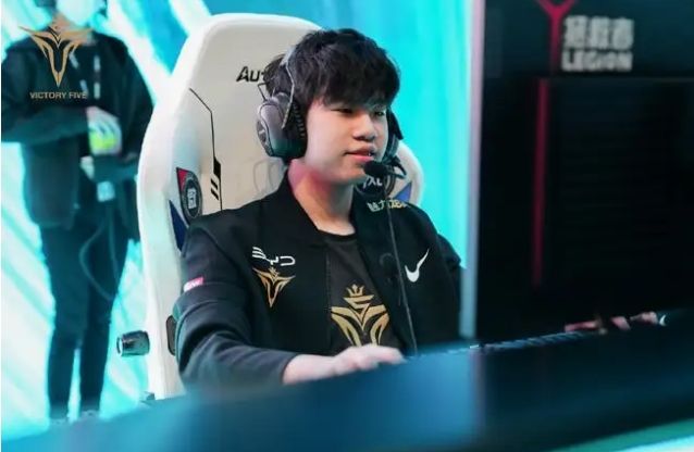 希腊队在与 希腊队在与